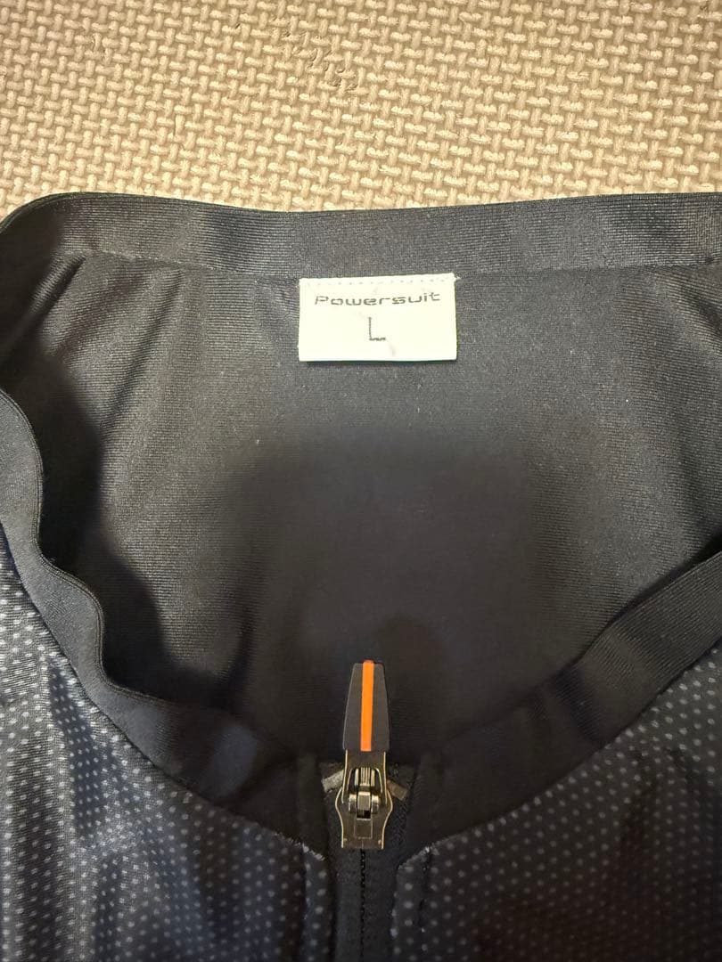 エクササイズグッズ SIXPAD Power suit