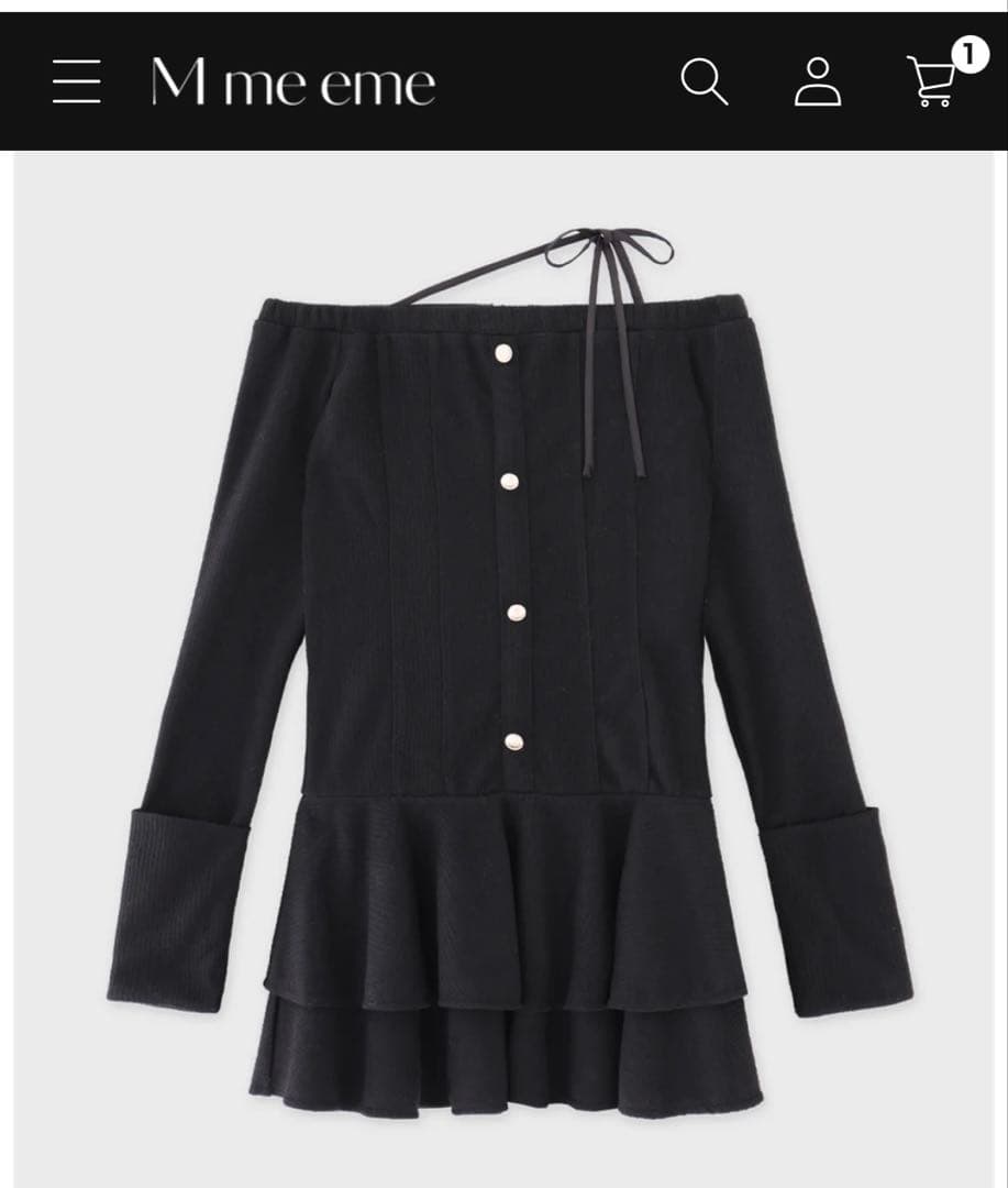 オフショルダー フリル ミニワンピース黒　mmeemeエムエメ