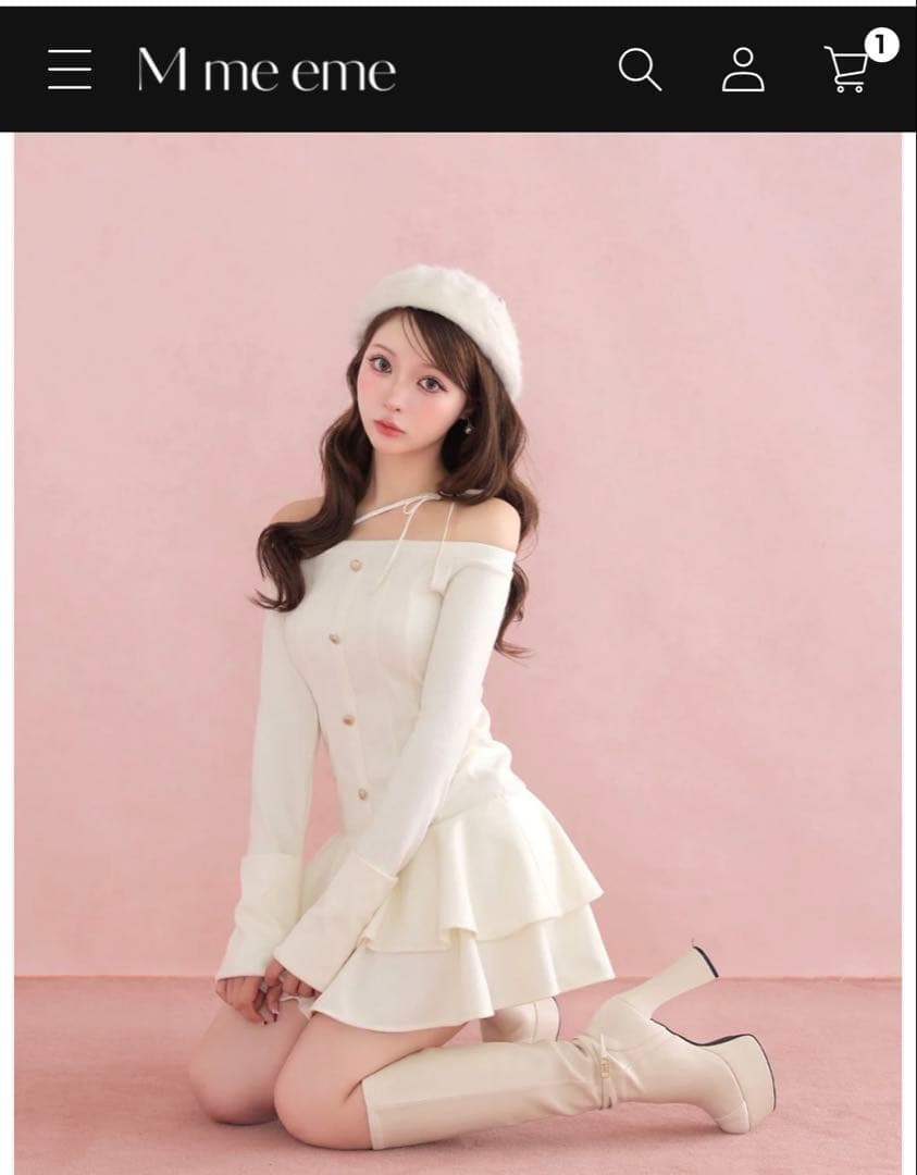 オフショルダー フリル ミニワンピース黒　mmeemeエムエメ