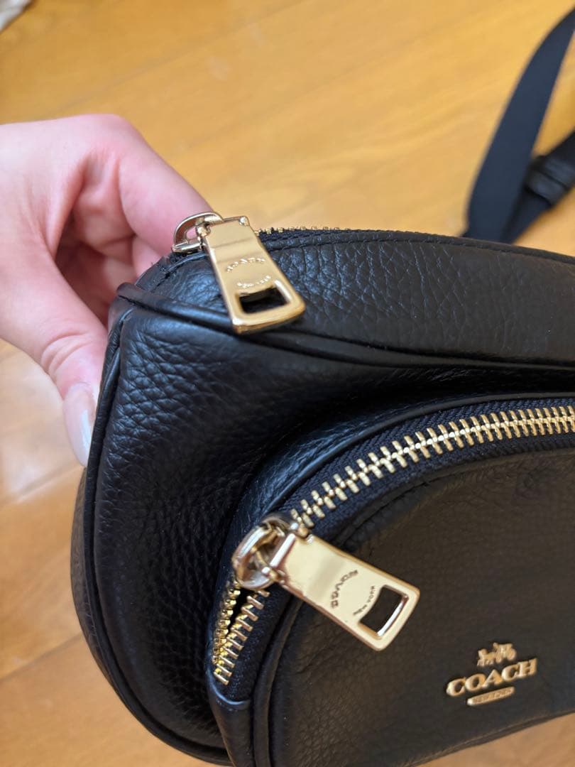 『本日限定大幅お値下げ‼️』コーチ COACH ボディ ウエストバッグ 黒