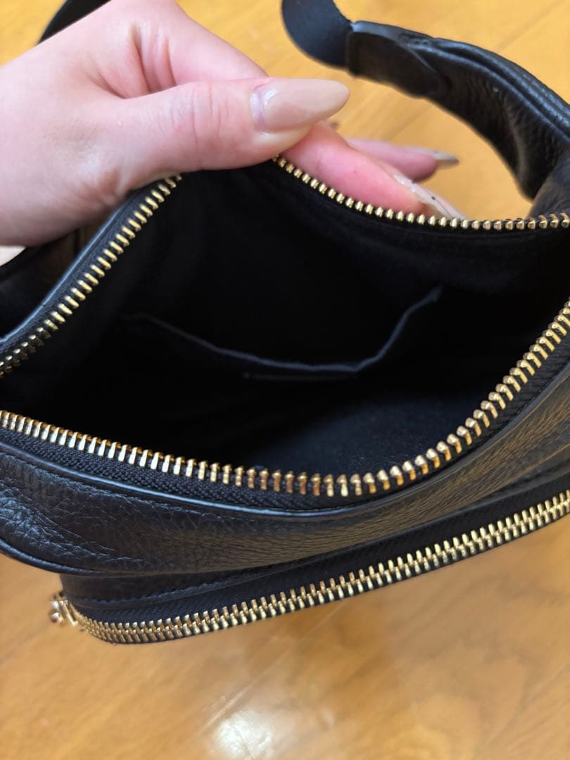 『本日限定大幅お値下げ‼️』コーチ COACH ボディ ウエストバッグ 黒