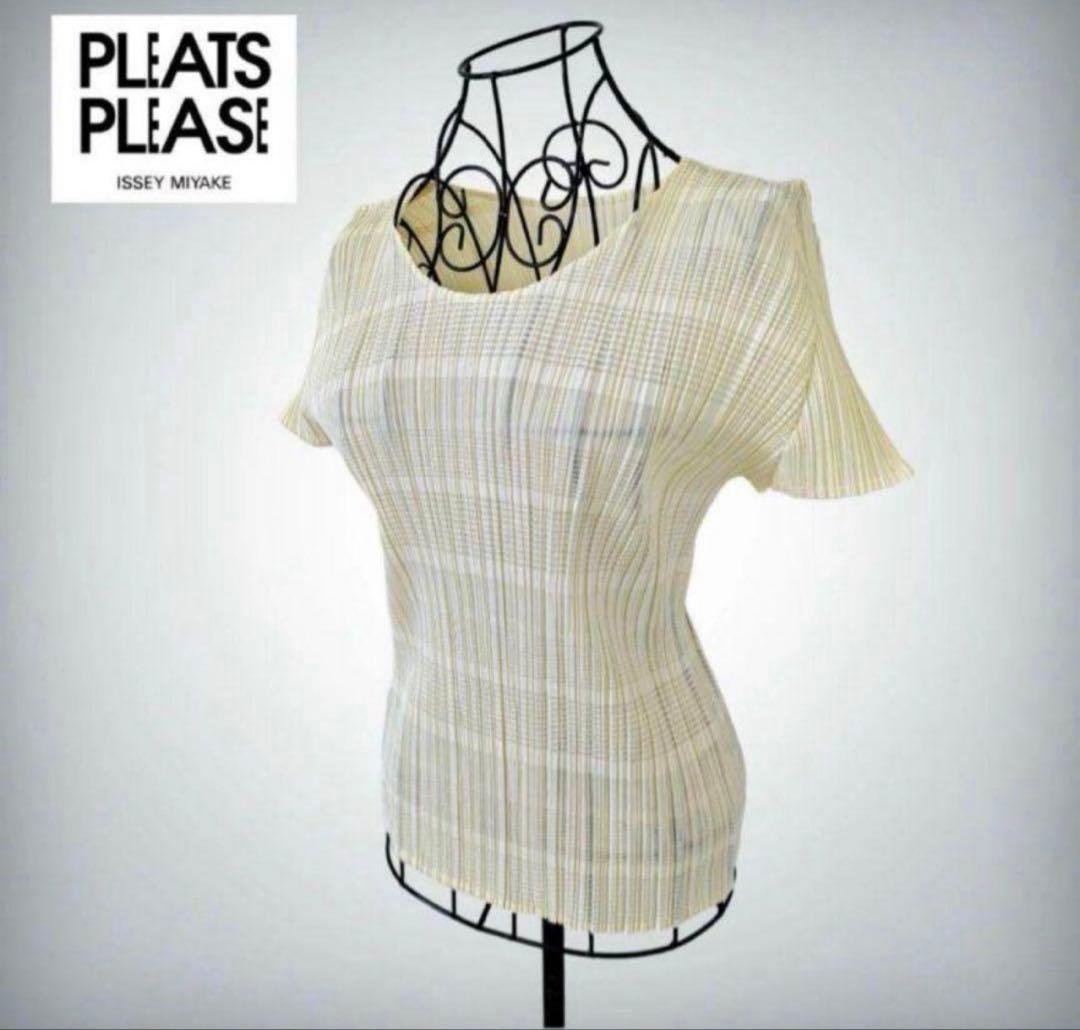 美品【PLEATS PLEASE】イッセイミヤケ　アイボリー　半袖カットソー　3