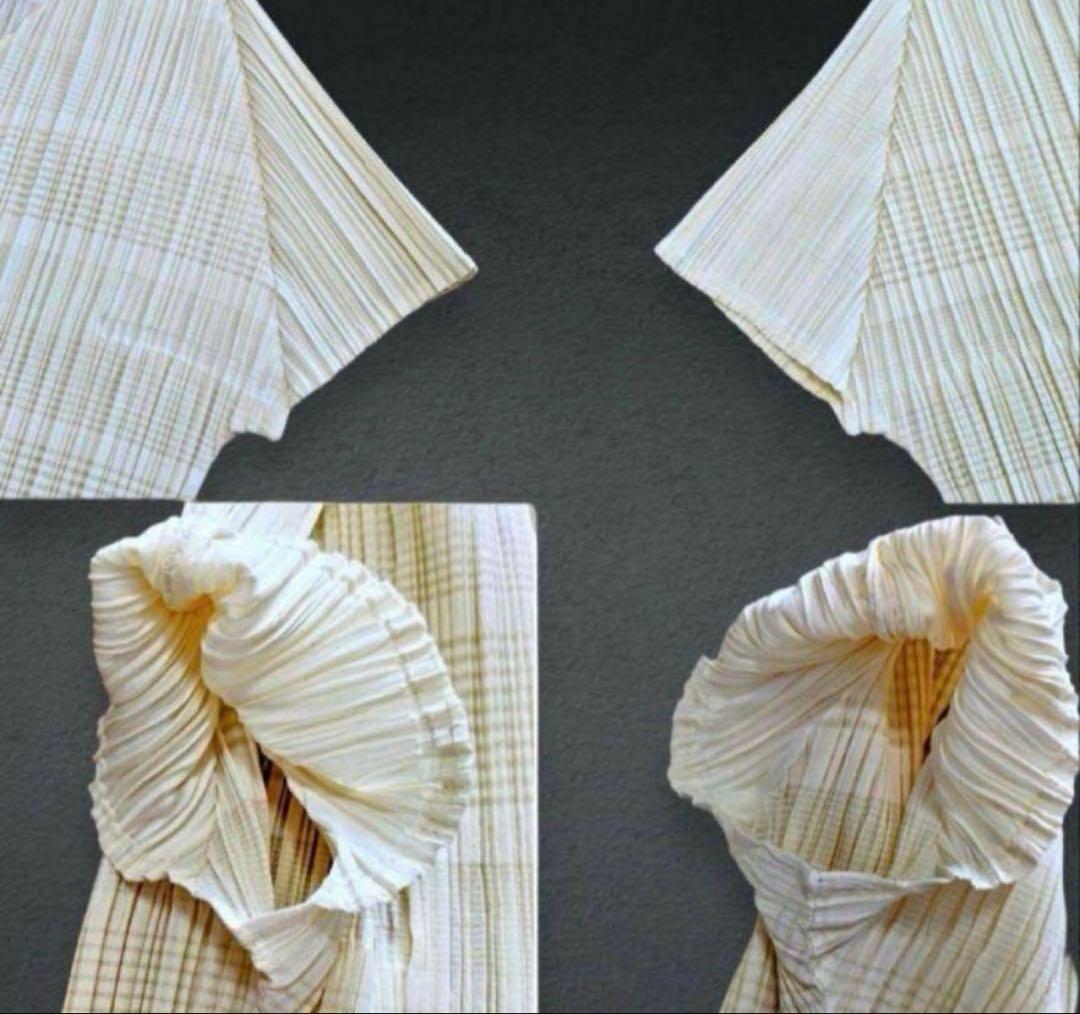 美品【PLEATS PLEASE】イッセイミヤケ　アイボリー　半袖カットソー　3