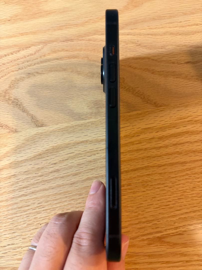 Apple iPhone 15ブラック SIMフリー 256GB