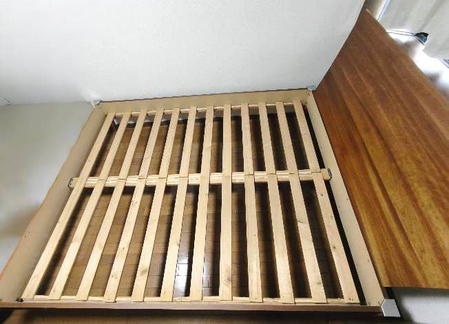 BO CONCEPT デンマーク　木製クイーンベッドフレーム 　ボーコンセプト