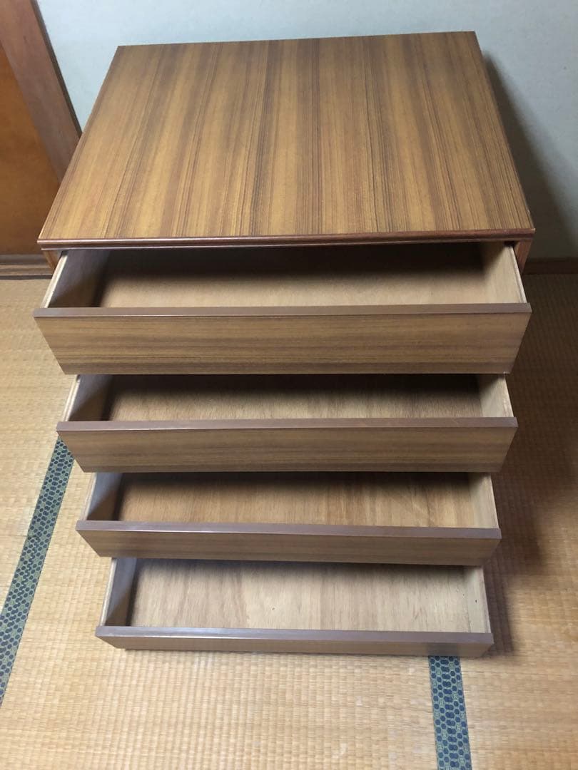 木製チェスト4段　美品　送料8,600円込み　縦71cm×横73.5cm