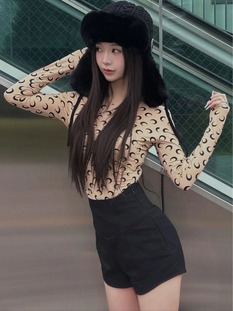 新品タグ付 美シルエットショートパンツ ブラック フリー ダーリッチ