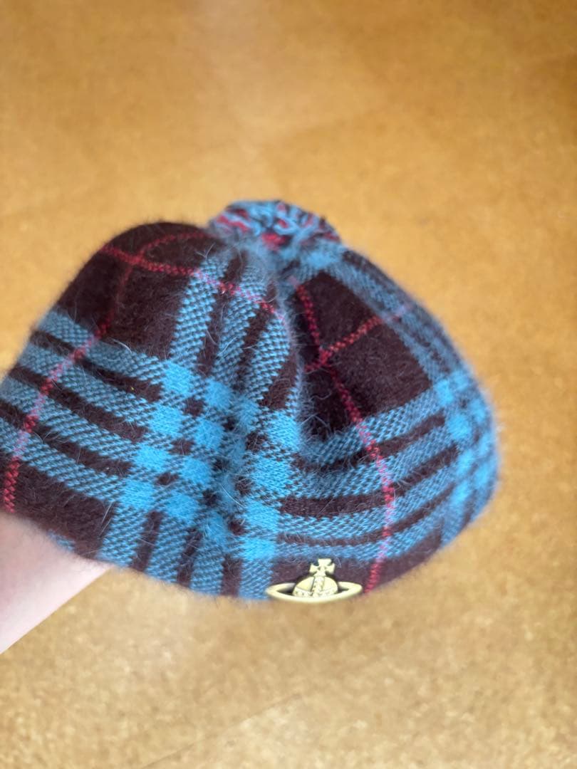 vivian westwood 試着のみ美品 ポンポン付きベレー帽