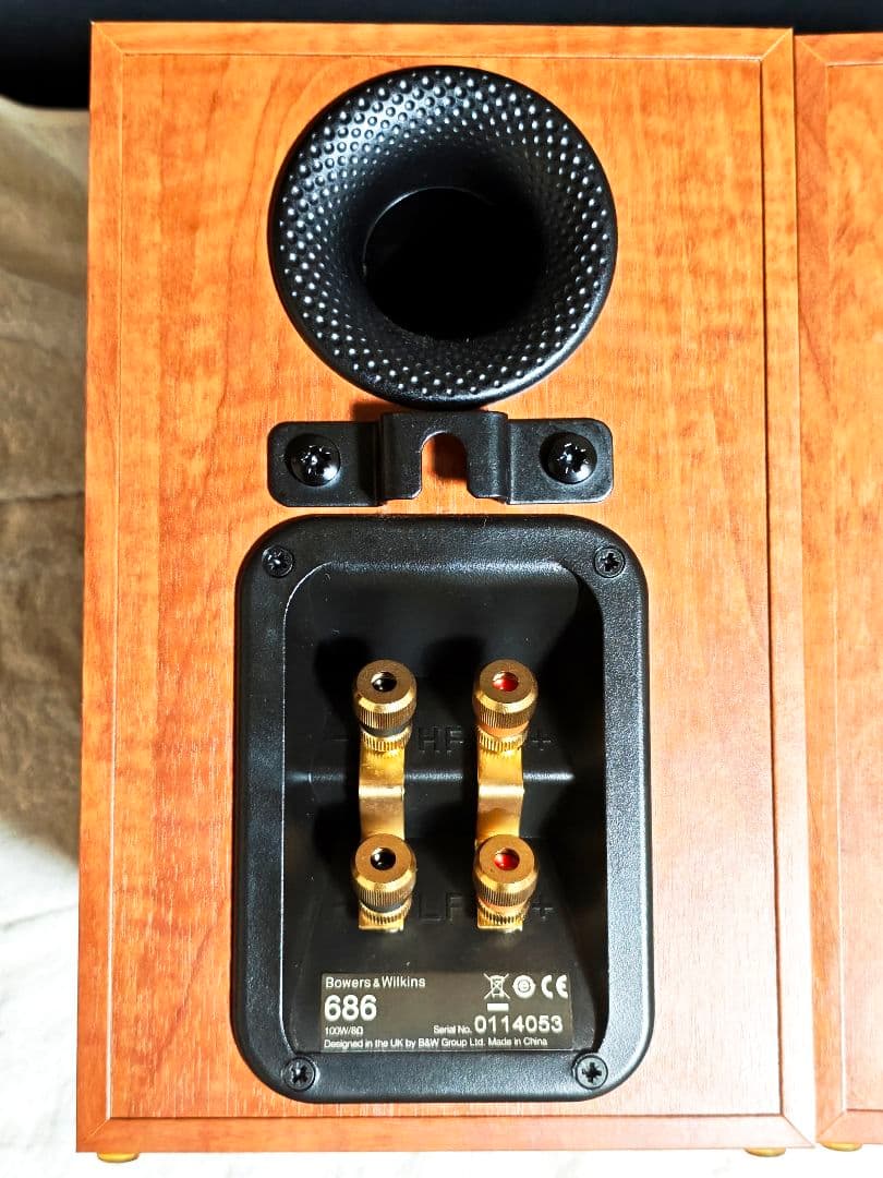 良品 Bowers & Wilkins B&W 686 ブックシェルフスピーカー