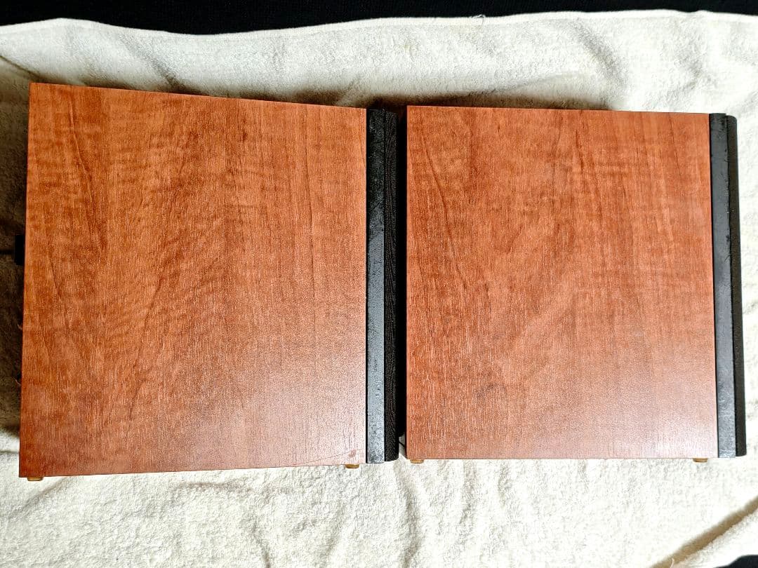 良品 Bowers & Wilkins B&W 686 ブックシェルフスピーカー