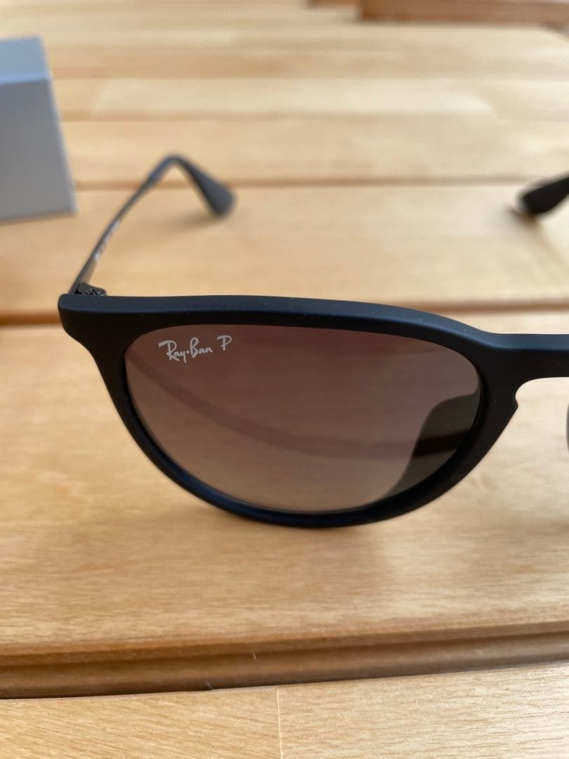 Ray-Ban ORB4171F 偏光レンズグレーアジアンフィットラバーブラック