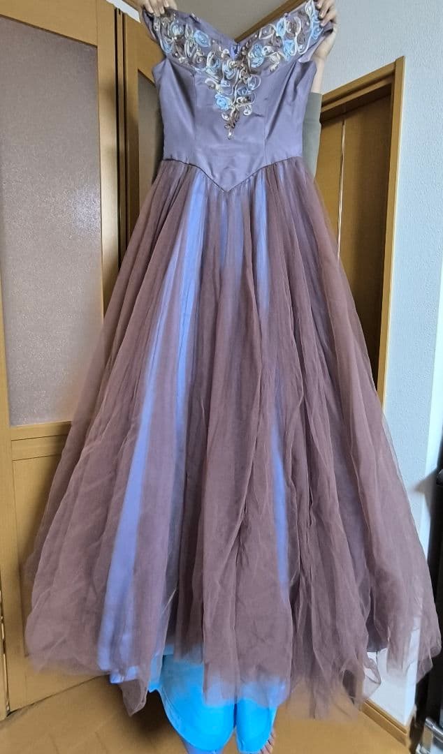 トリイユキ　シックなカラードレス　演奏会　コンサート　カクテルドレス　結婚式