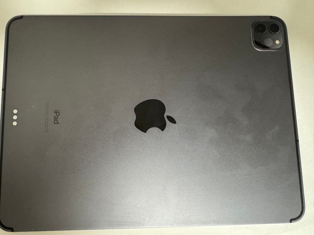 【安い！】Apple iPad 11インチ スペースグレー 本体　キャリア版