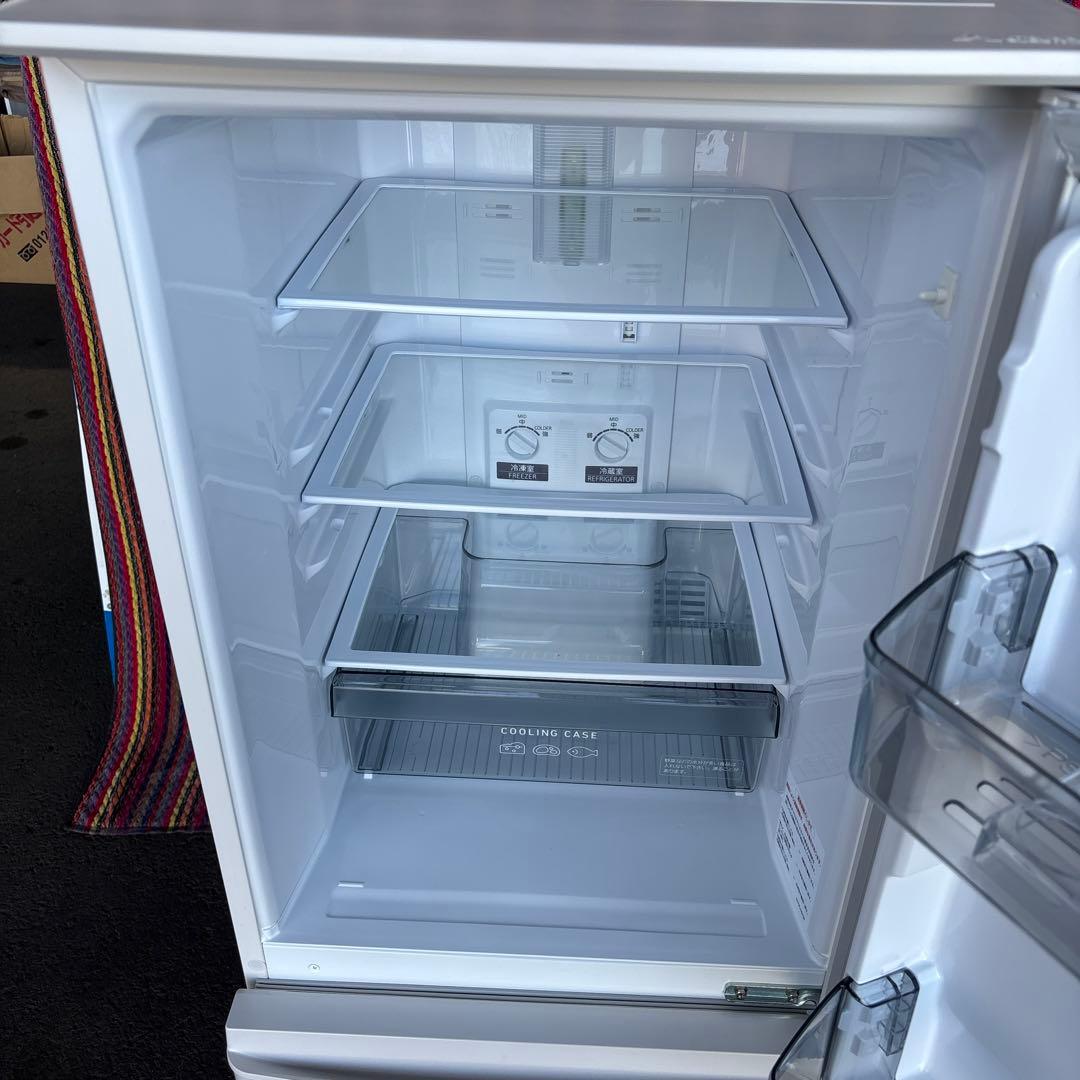 三菱 中古冷凍冷蔵庫146L2024年製 形名MR-P15J-W形