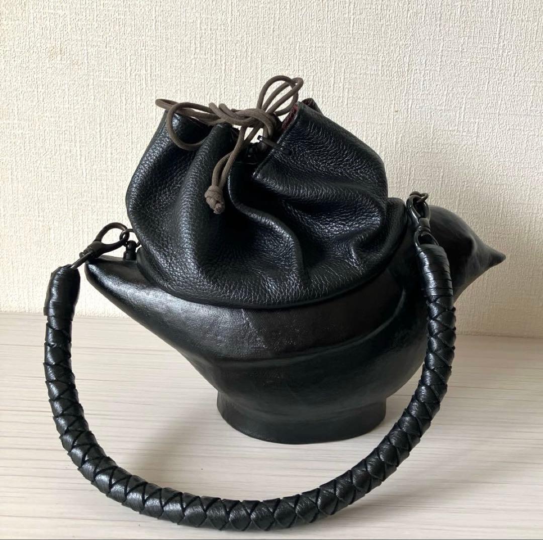 コシェルドゥ　張り子　鳥バッグ