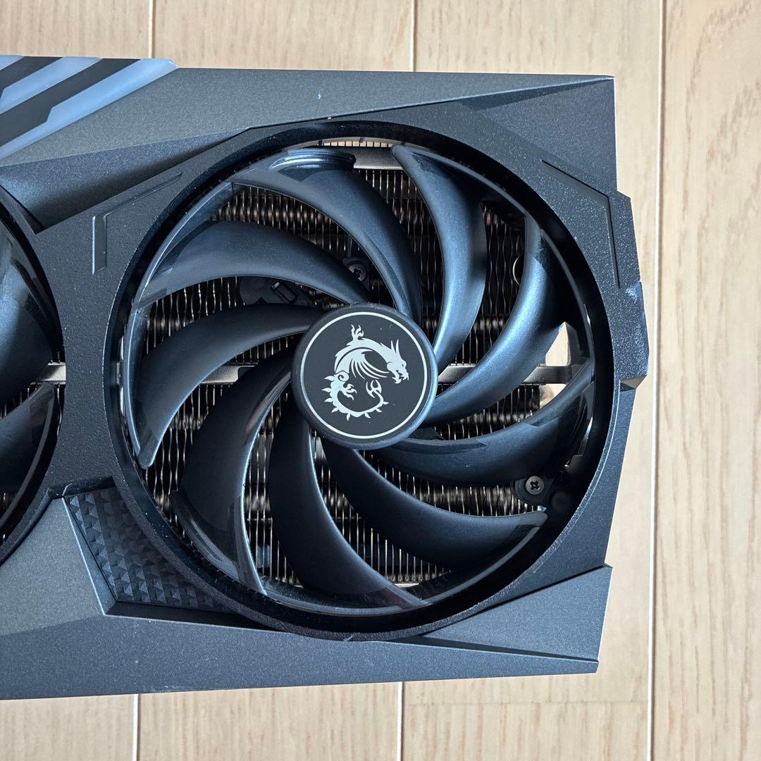 MSI RTX 4090 ヒートシンク　ファン　バックプレート　LED