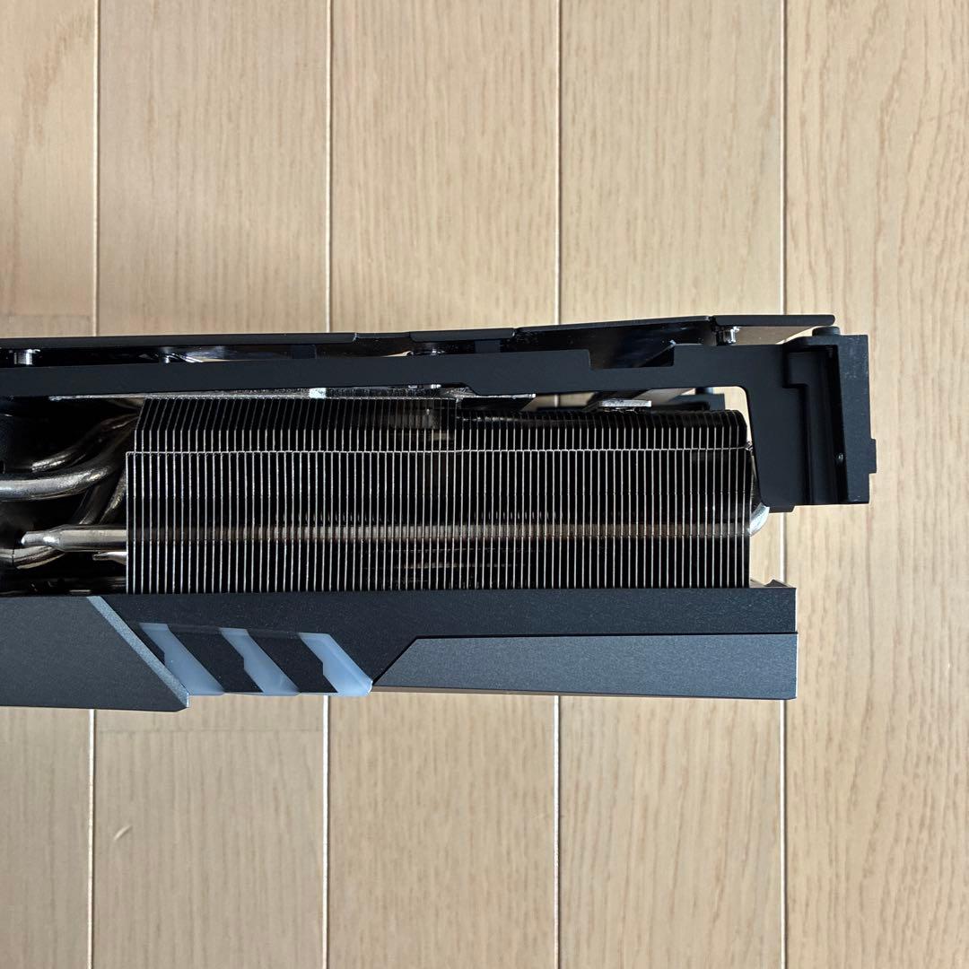 MSI RTX 4090 ヒートシンク　ファン　バックプレート　LED