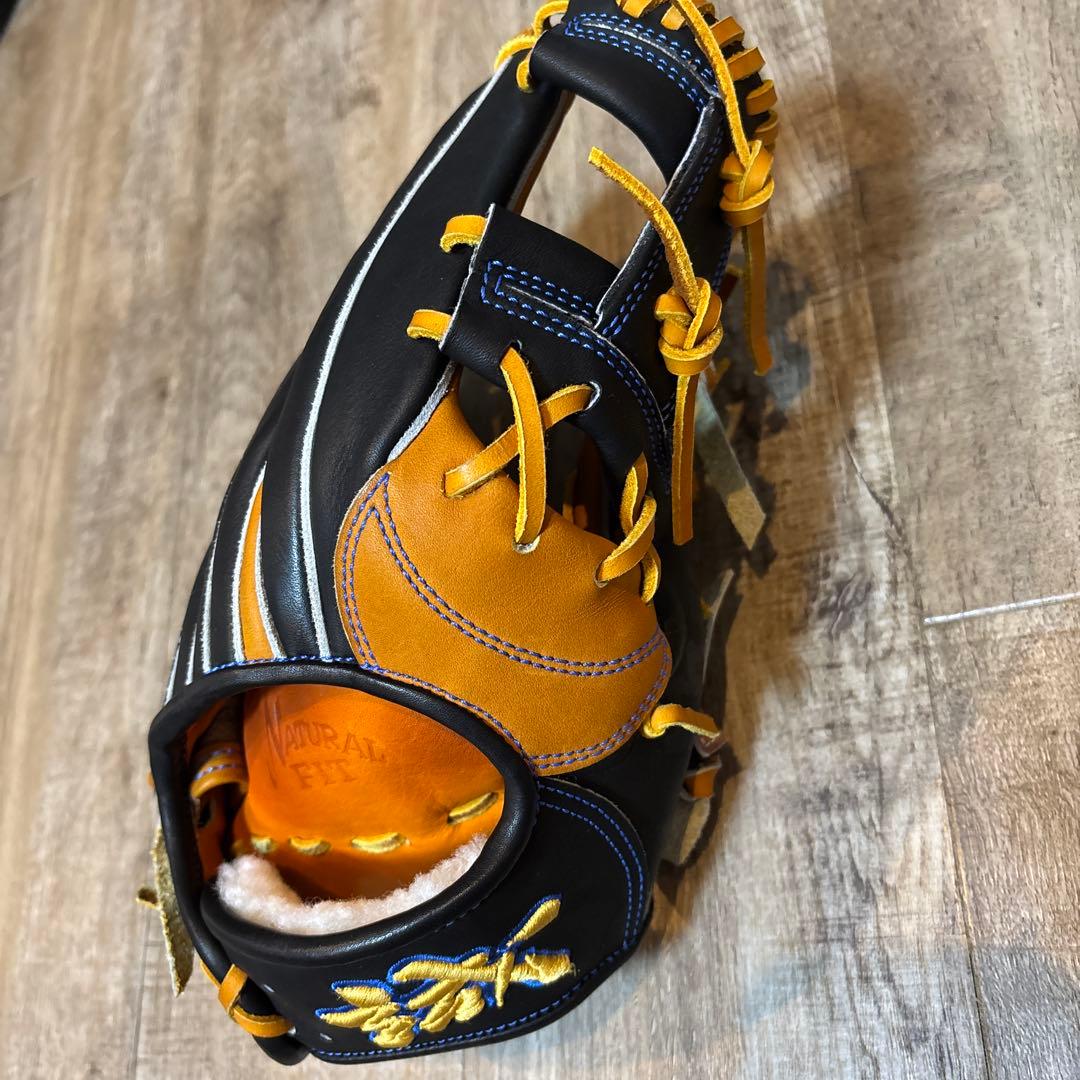 誠ナチュラルフィット 軟式グローブ 黒/オレンジ