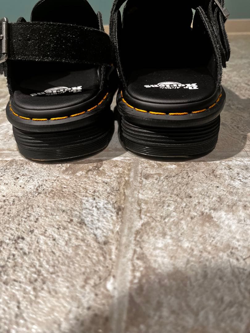 ドクターマーチン サボ ブラックスエードクロッグサンダル