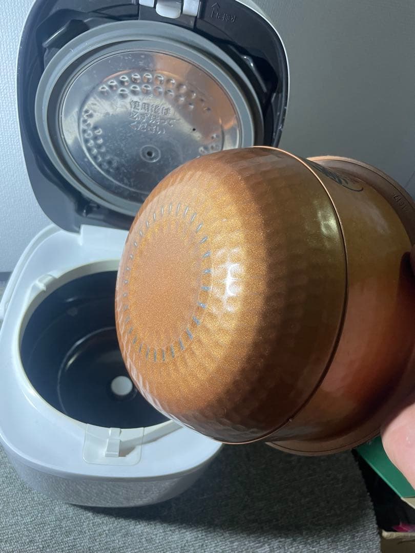 2021年製 東芝「炎匠炊き」5.5合炊きIH炊飯器