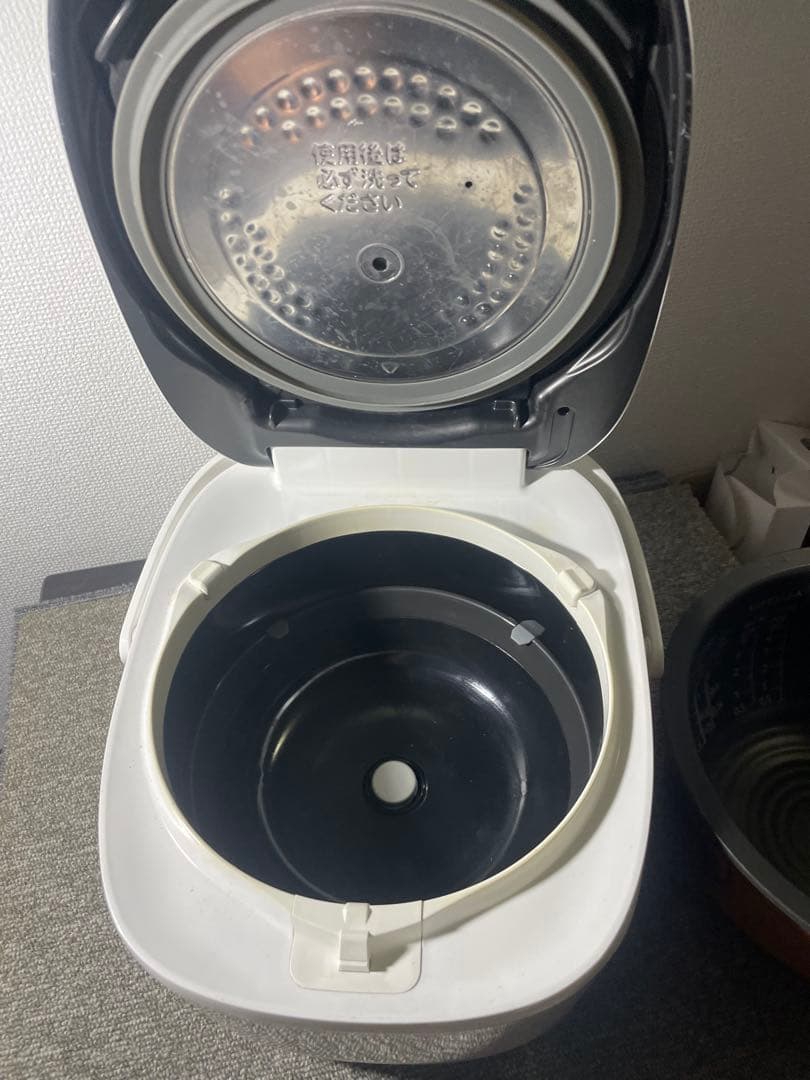 2021年製 東芝「炎匠炊き」5.5合炊きIH炊飯器