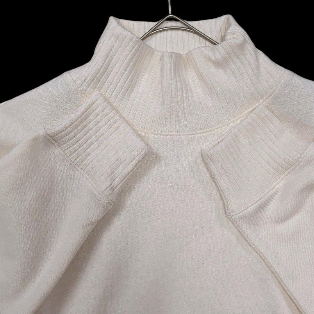 新品未使用　Alo Yoga 　Cropped Serenity Coverup