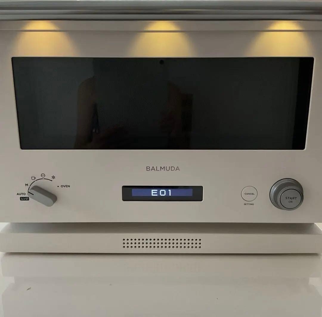 【ジャンク】バルミューダ　オーブンレンジ　ホワイトK04AーWH 2018年製