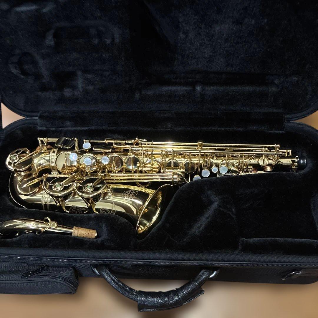島村楽器シルフィードA-2000GL アルトサックス　調整済み
