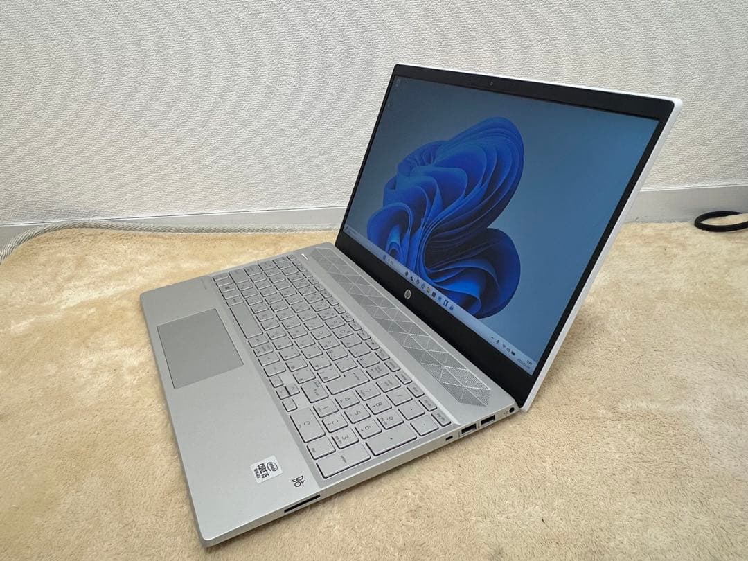 Windowsノート本体 HP Pavilion core i5/RAM8GB/SSD256GB