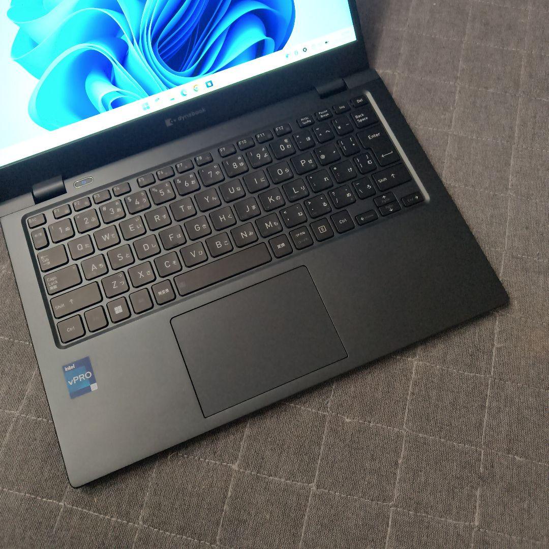 美品 Dynabook 超軽量 爆速 13世代i5 16GB 新品1TB