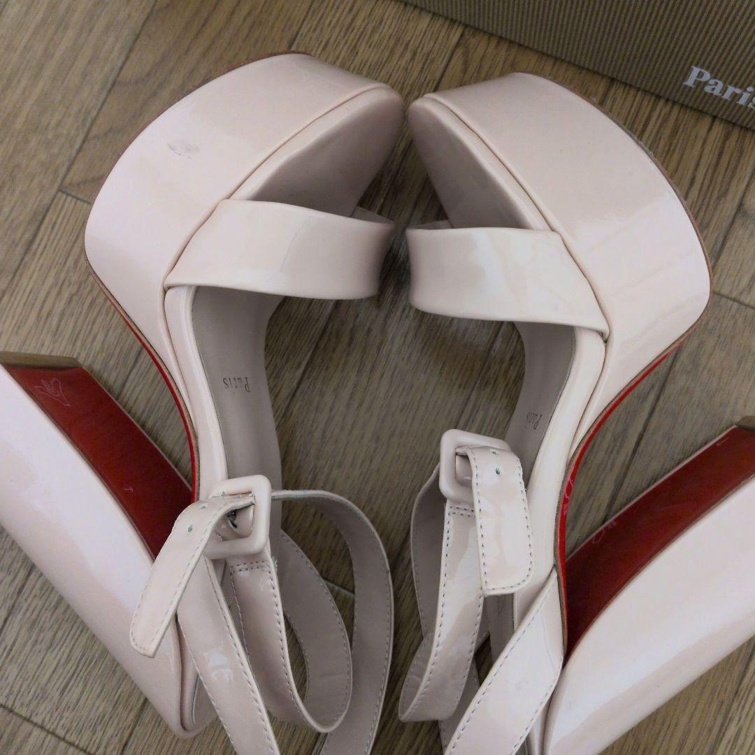 Christian Louboutin エナメル レザー サンダル 太ヒール