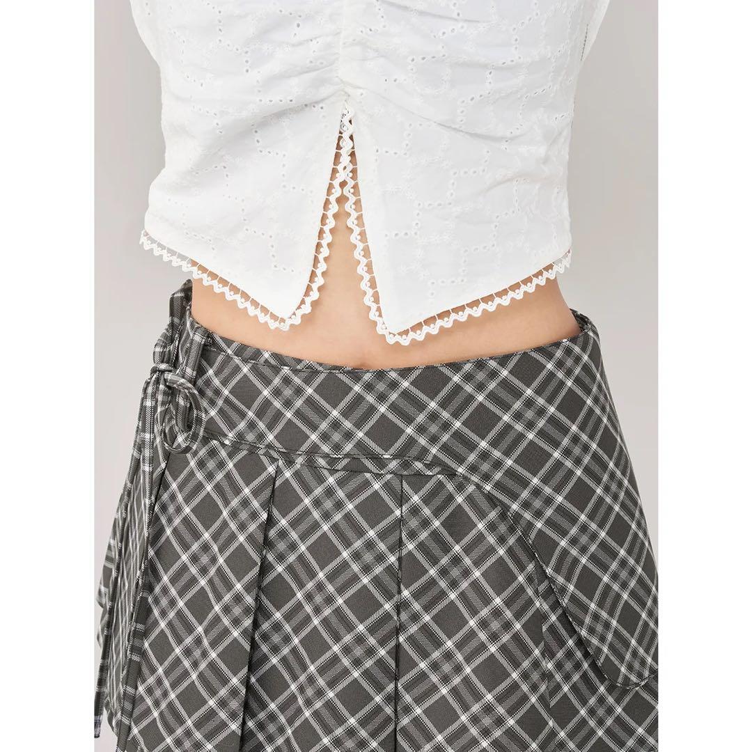 新品タグ付き ダーリッチ チェックスカートライクショートパンツ S グレー