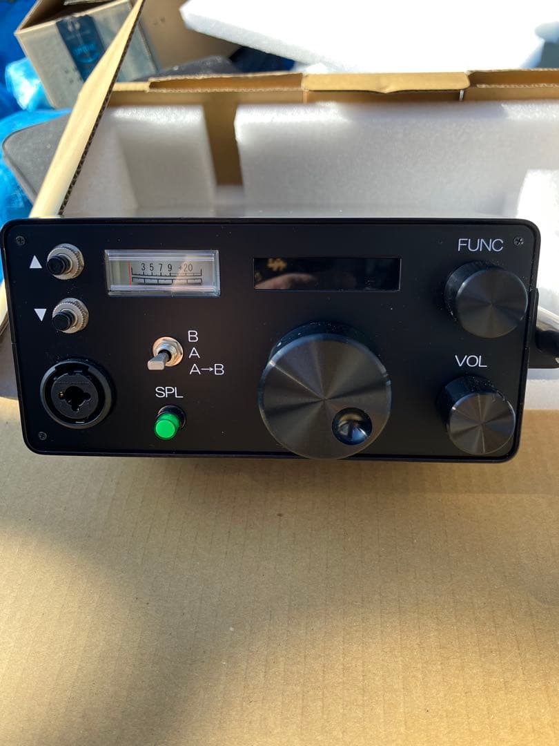 注目！　Blackbird トランシーバー 日本製の合法CB無線機です。