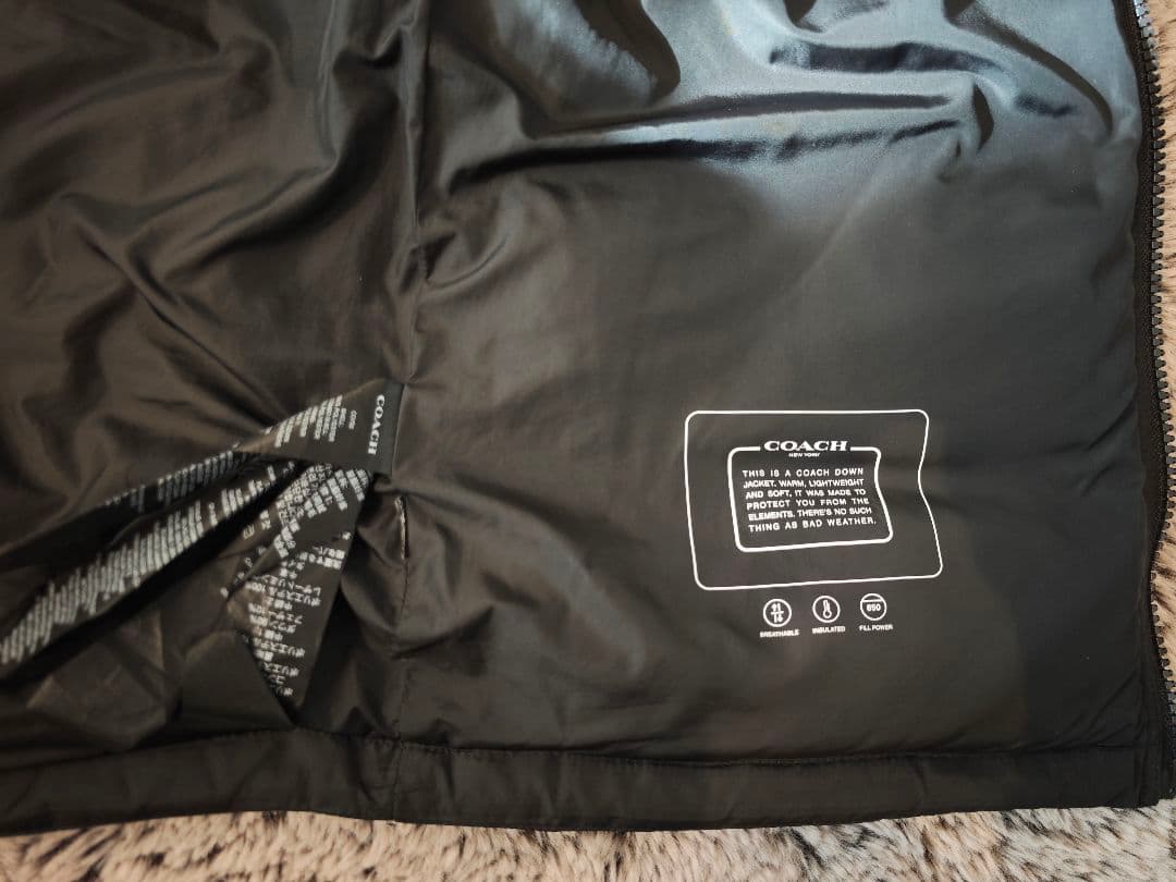COACH ダウンジャケット ダウンベスト ベスト650フィルパワー 黒/白