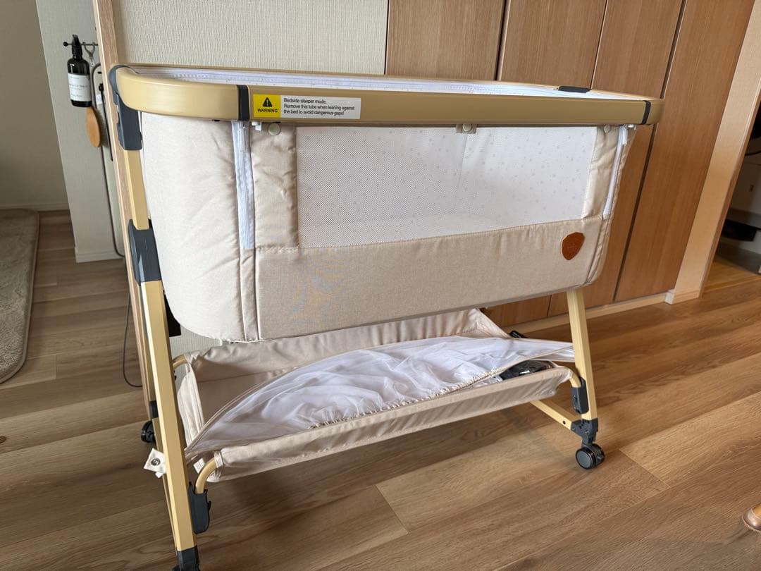【美品】【2025.07購入】HZDMJ 添い寝ベビーベッド キャスター付き