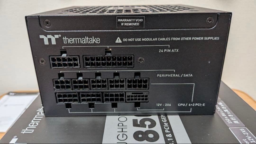 【完全動作品】Thermaltake 850W GOLD+12VHPWRコネクタ