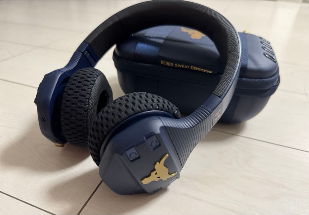 【美品】JBL UA アンダーアーマー Project Rock ヘッドホン 紺