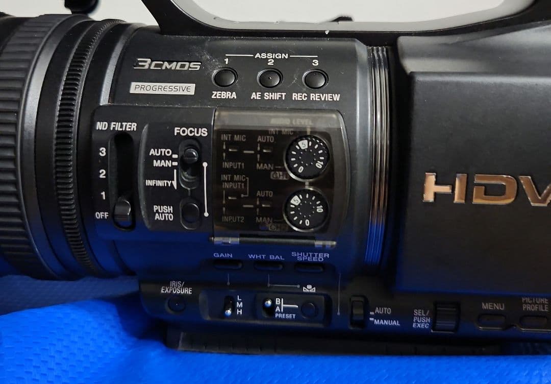 SONY HDV業務用ビデオカメラHVR-Z5J　【ジャンク】