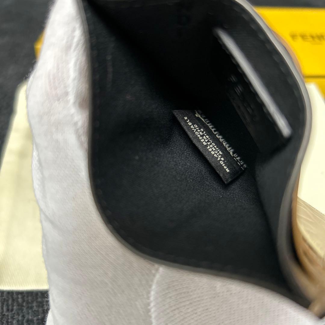 未使用★極美品★FENDI フェンディ ズッカ柄 カードケース