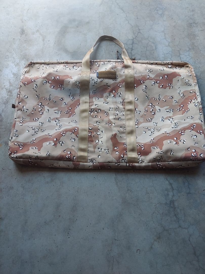 bushdebrunt REALIST TYPE - C チョコチップ ケース