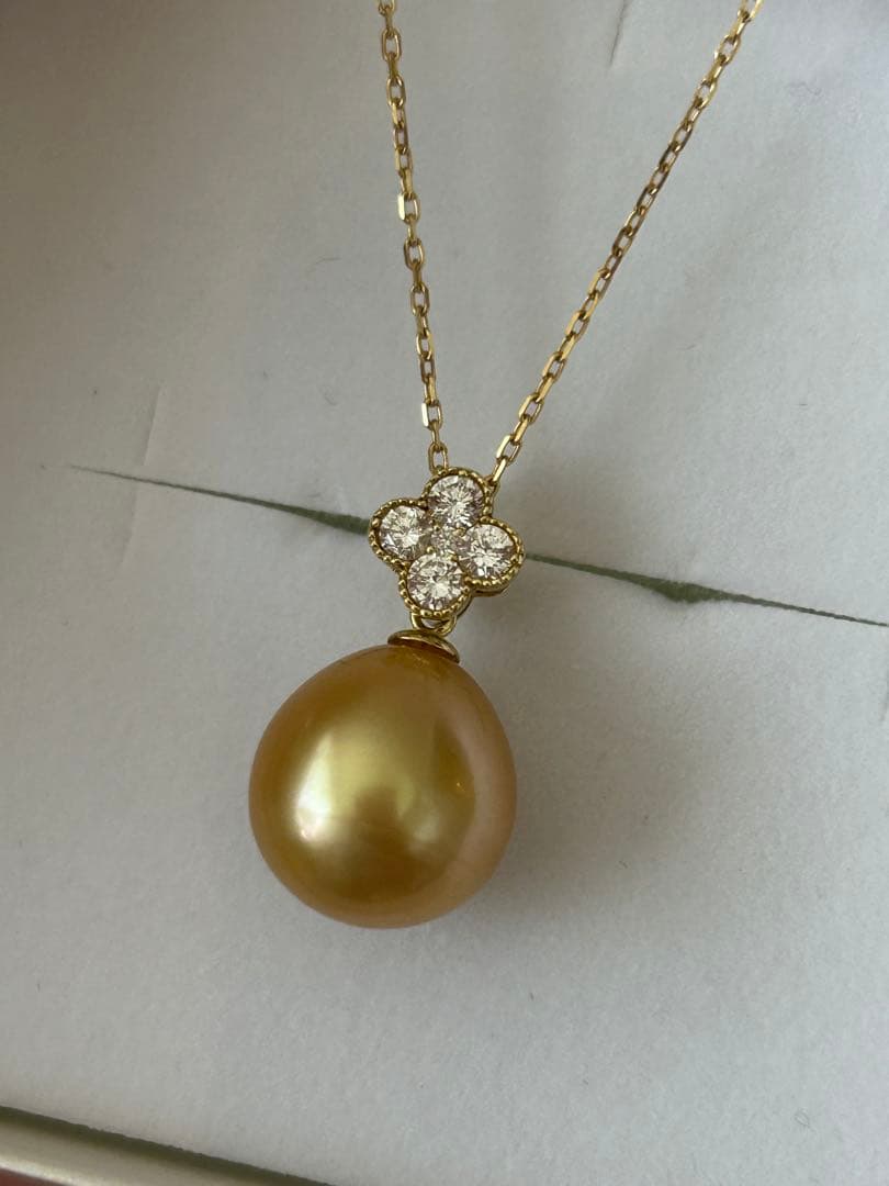 Rose様トップのみK18南洋白蝶ゴールデンパールダイヤ0.2ct