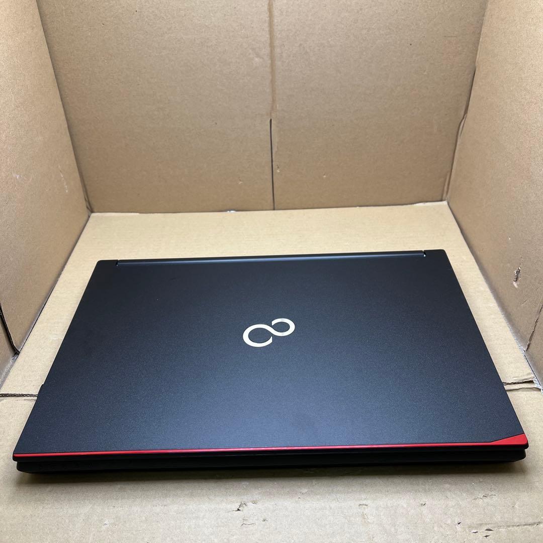 富士通　LIFEBOOK A576/P FMVA16018Z