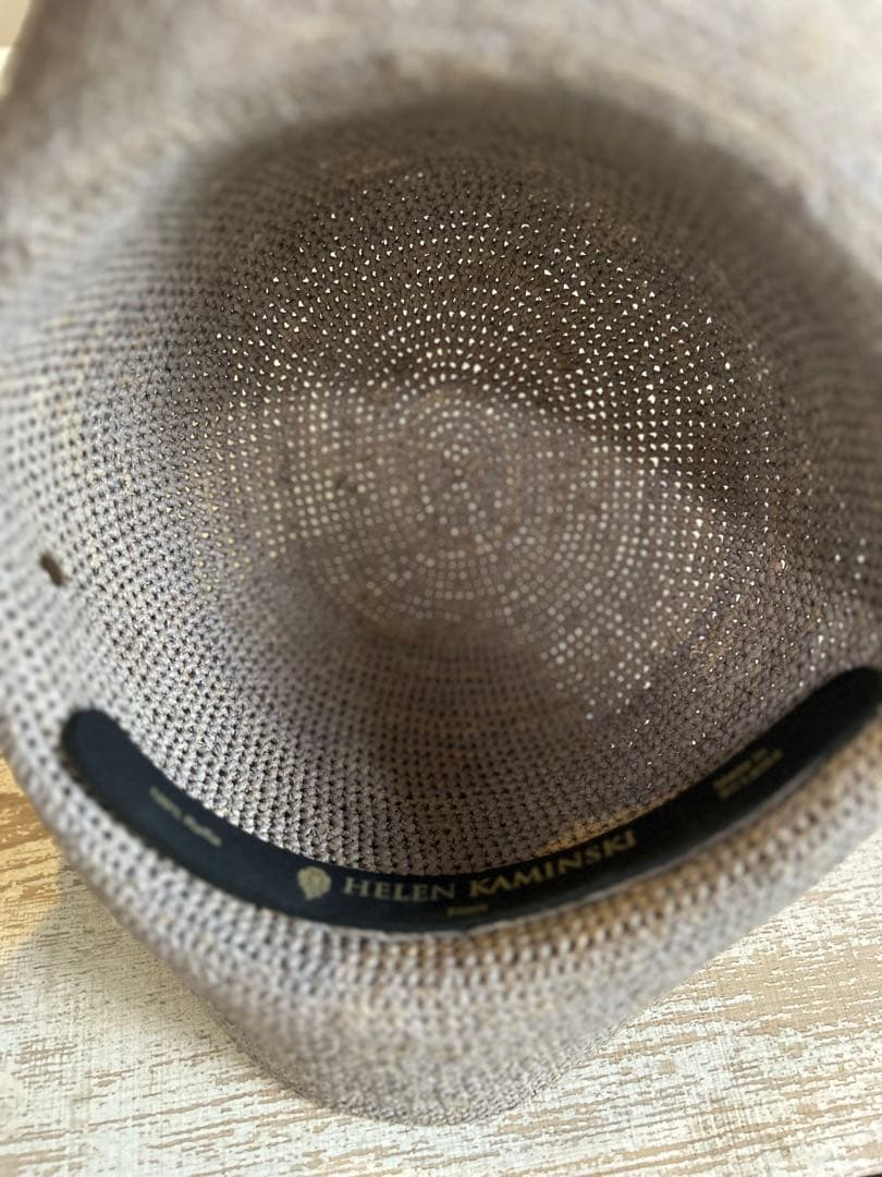 ヘレンカミンスキー　グレー