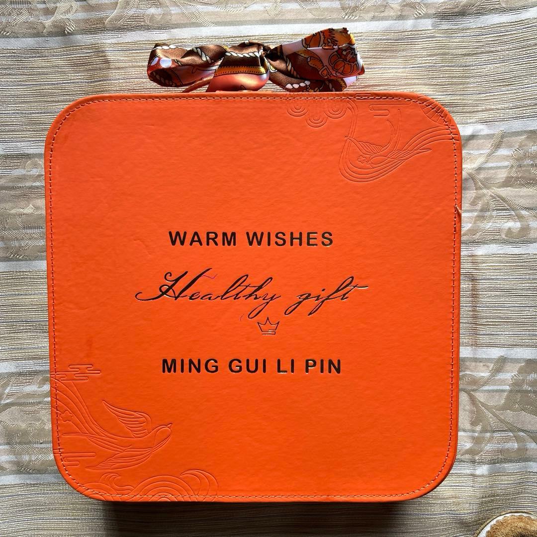 高級　天然燕窝 ギフトボックス入り　インドネシア産　100g