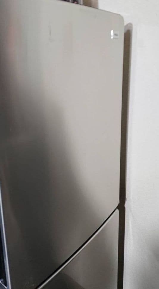 【匿名配送】冷蔵庫　148L　Haier