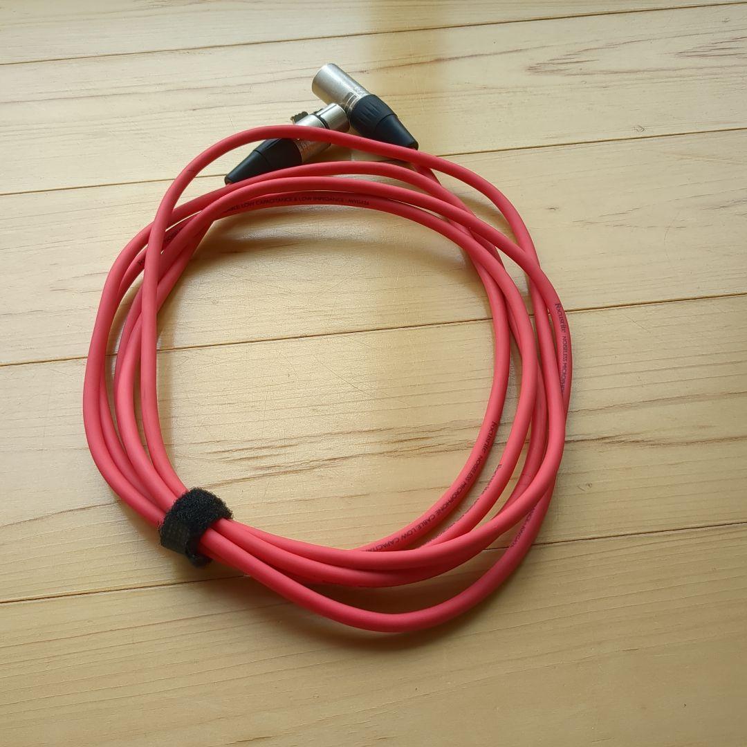 scarlett 2i2 studio　(注)ヘッドホンは、付きません