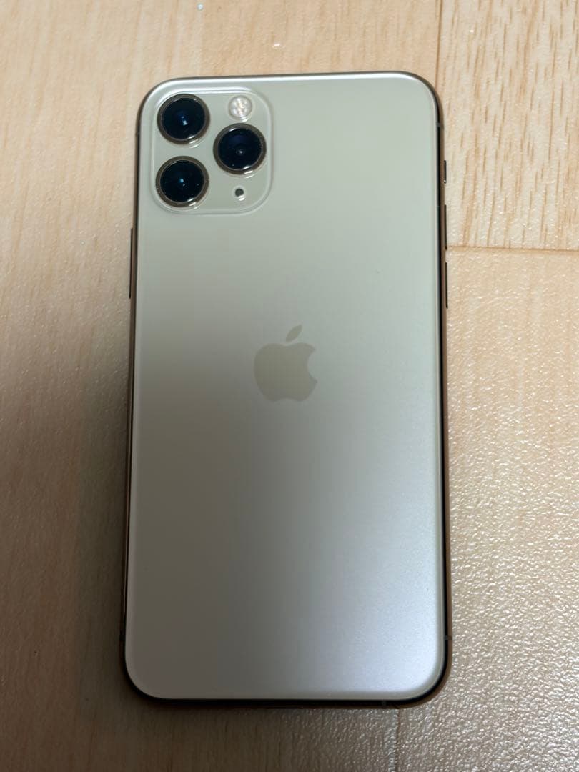 美品　iPhone11 proゴールド 256GB SIMフリー 利用制限○