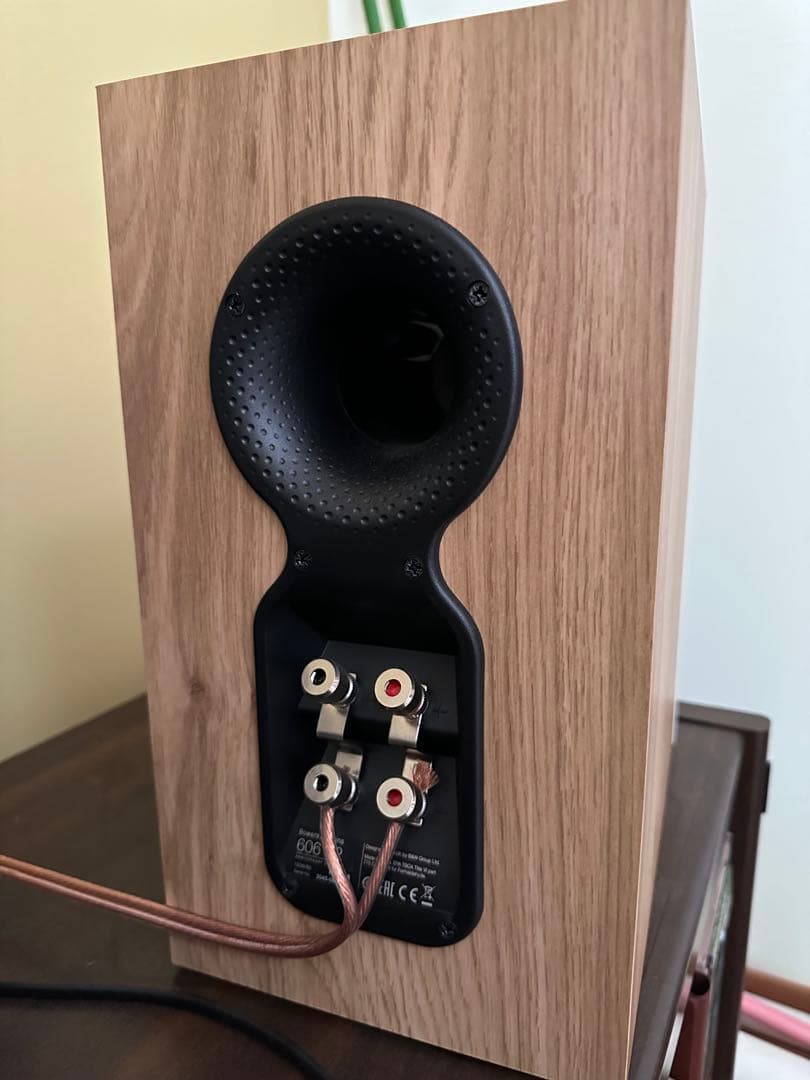 Bowers & Wilkins 606 S2 RＬスピーカー2本