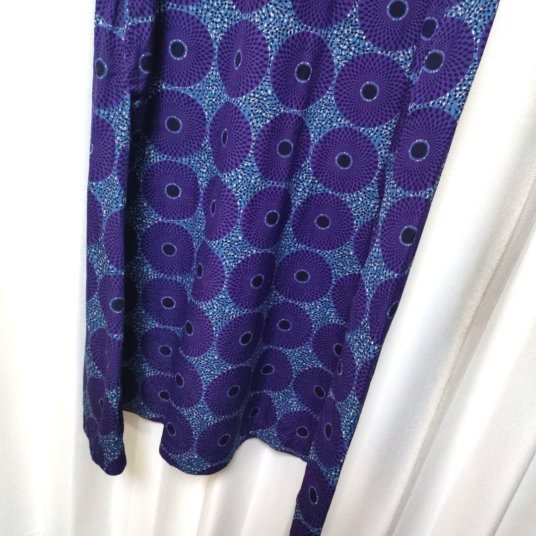 【未使用品】ルグラジック バティック Vネックフレアワンピース