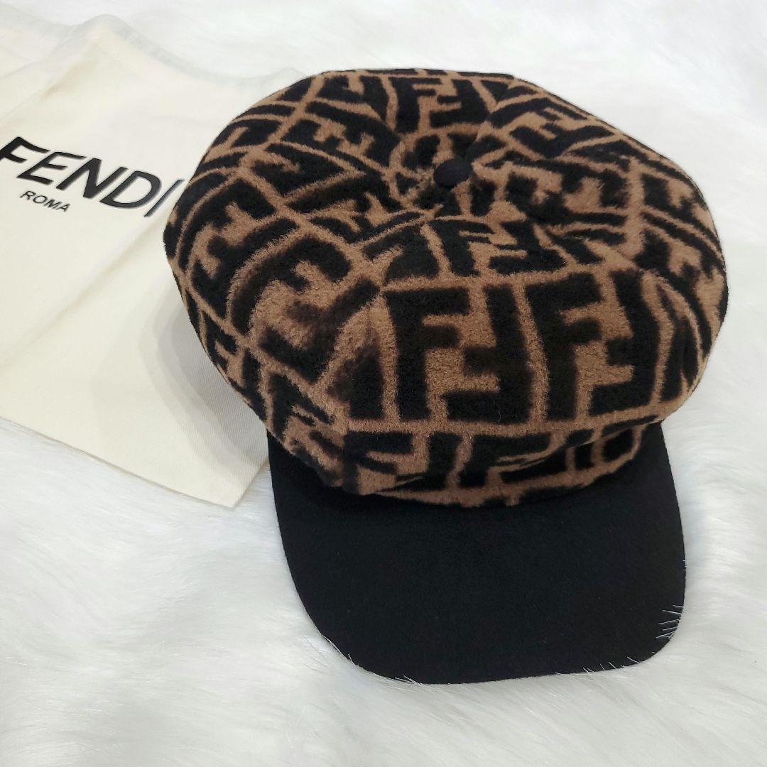 国内正規品■新品■FENDI　ブラウンシアリング ベースボールキャップ
